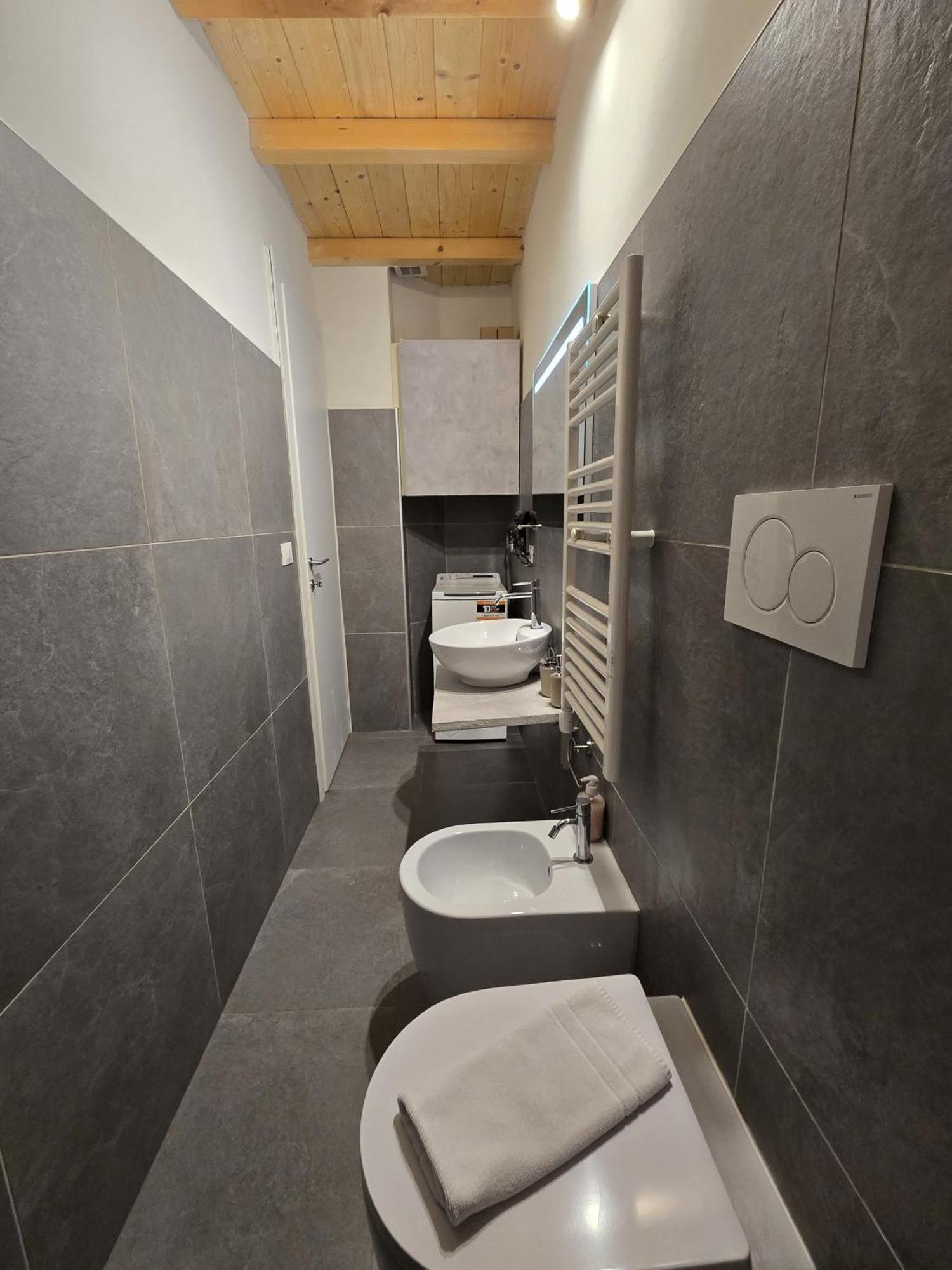 La Ca' Pezzana Affittaly Apartments Bolonha Exterior foto